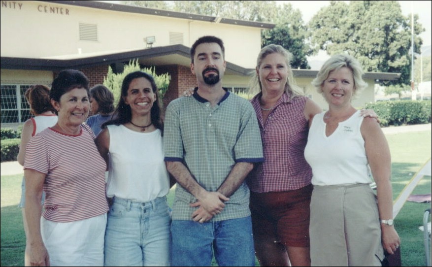 Yvette di Carlo Phil Hawkins Julie Myers Tracy Cottrell